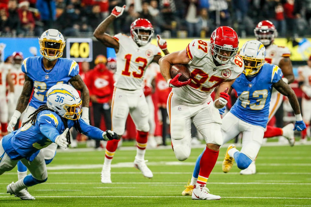 Chiefs-Chargers overtime game winning touchdown by Travis Kelce